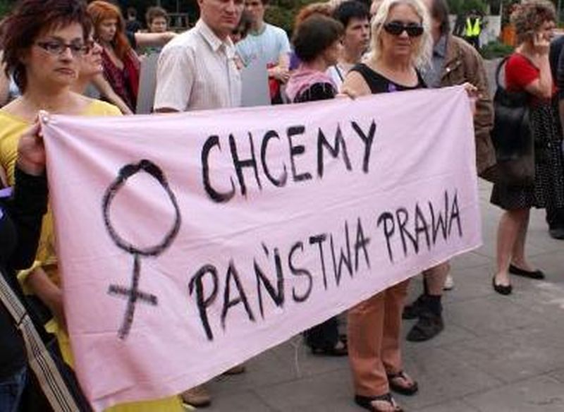 Protest przed Sejmem w czerwcu 2008 roku. (Marcin Chiliński / MM Warszawa)