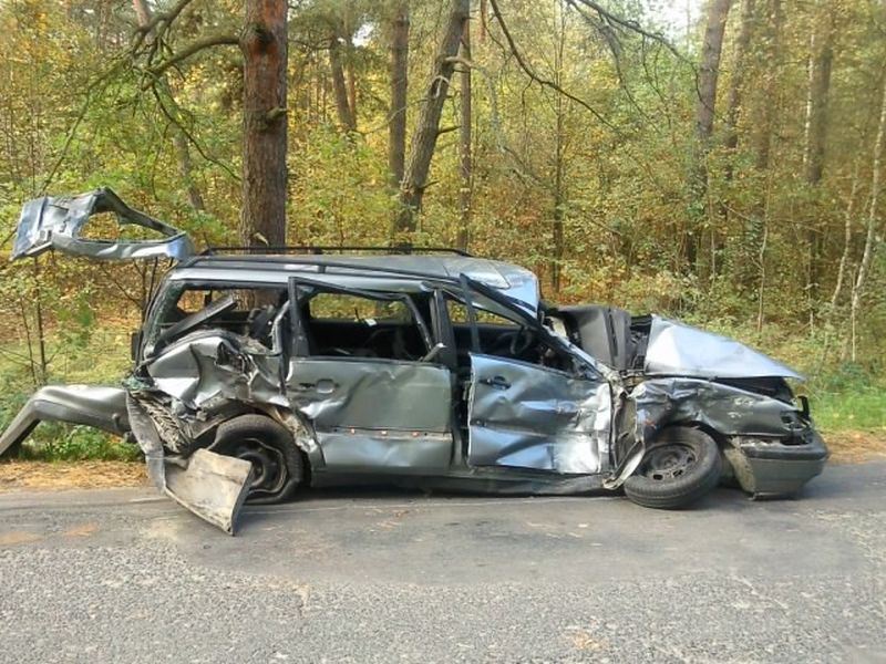 Groźny wypadek na drodze krajowej nr 2 w miejscowości Kaliłów koło Białej Podlaskiej (Fotonews)