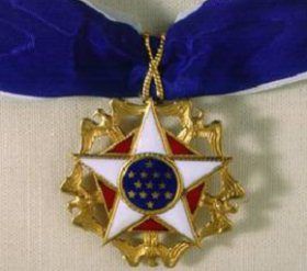 Amerykański Prezydencki Medal Wolności trafi wreszcie do Gabinetu Profesora Jana Karskiego w Muzeum 