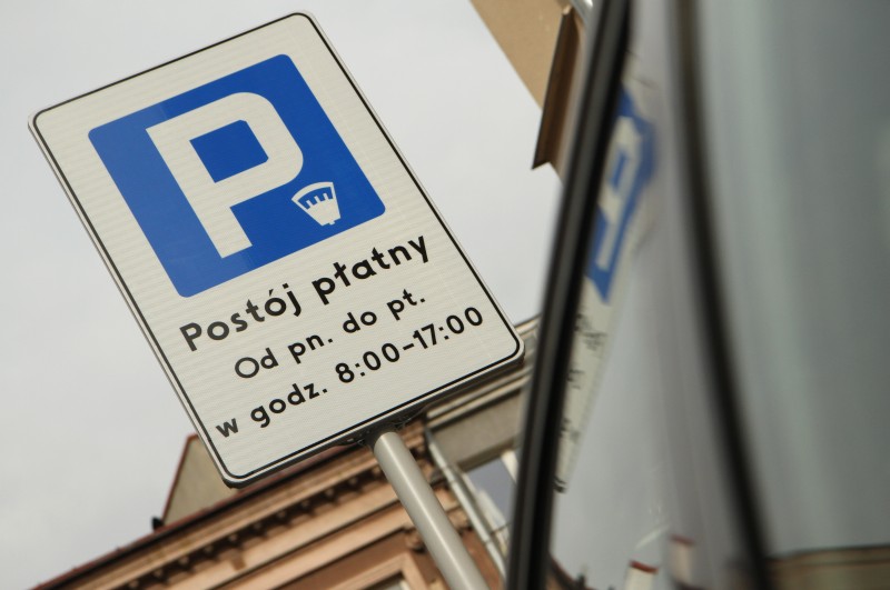 Miasto ujawnia planowane rozmieszczenie nowych parkingów poza granicami płatnej strefy (Maciej Kacza