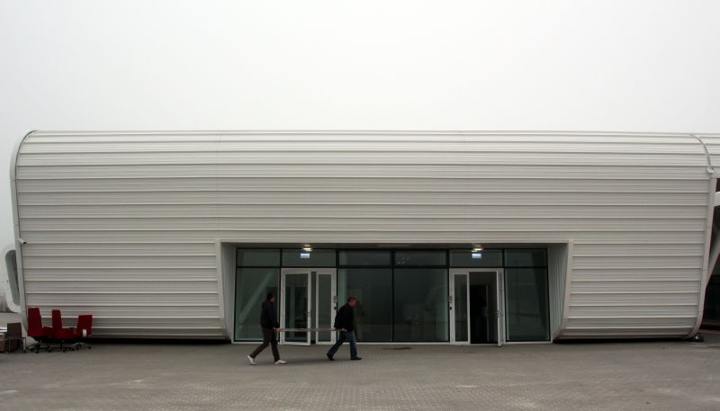 Choć terminal Portu Lotniczego Lublin jeszcze nie został oficjalnie otwarty, to już zdążył zdobyć tytuł architektonicznego Ulubieńca Polski w głosowaniu internautów (Dorota Awiorko-Klimek)