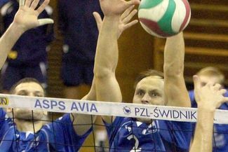Siatkarze Avii myślą wyłącznie o zwycięstwie w Krośnie (Maciej Kaczanwski)