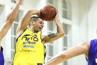 W akcji Michał Baran, bohater sobotnich zawodów (KRZYSZTOF KAPICA/NOWINY)