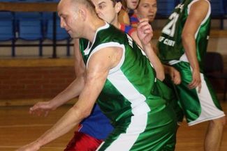 Paweł Kosior (na pierwszym planie) już trzeci raz z rzędu był najskuteczniejszym graczem Combitgroup