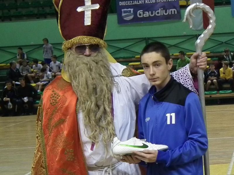 Na turnieju pojawił się św. Mikołaj (DKS Gaudium Zamość)