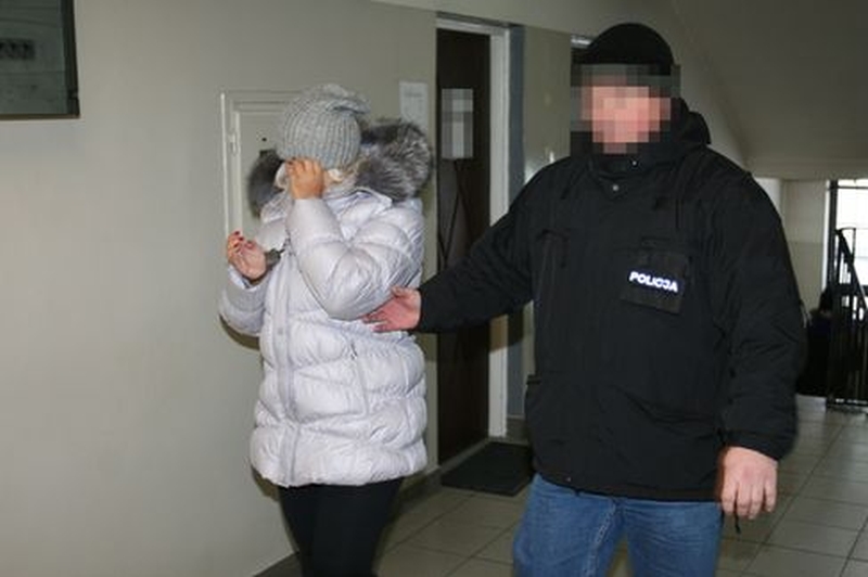 Policjanci podczas przeszukań zabezpieczyli ponad 150 tys. złotych, ustalili też konta bankowe na kt