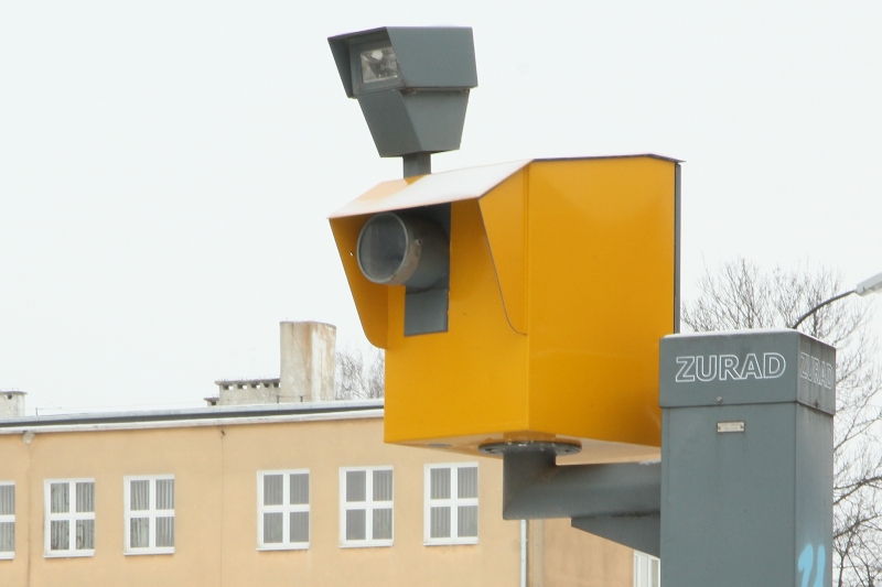 Do końca marca 2013 roku, na terenie całej Polski zostanie zainstalowanych 60 nowych fotoradarów (240 już działa). (Maciej Kaczanowski)