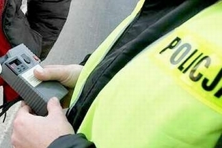 Rodzice 3–latka odpowiedzą przed sądem za opiekowanie się dzieckiem w stanie nietrzeźwości. (Archiwu