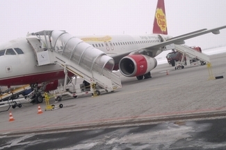 Airbus 320 na lotnisku w Lublinie (Maciej Kaczanowski)