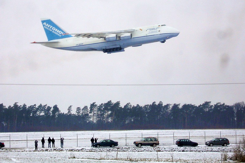 O godz. 13.05 An-124 Rusłan odleciał z lotniska Lublin (Sylwia Grundzik)