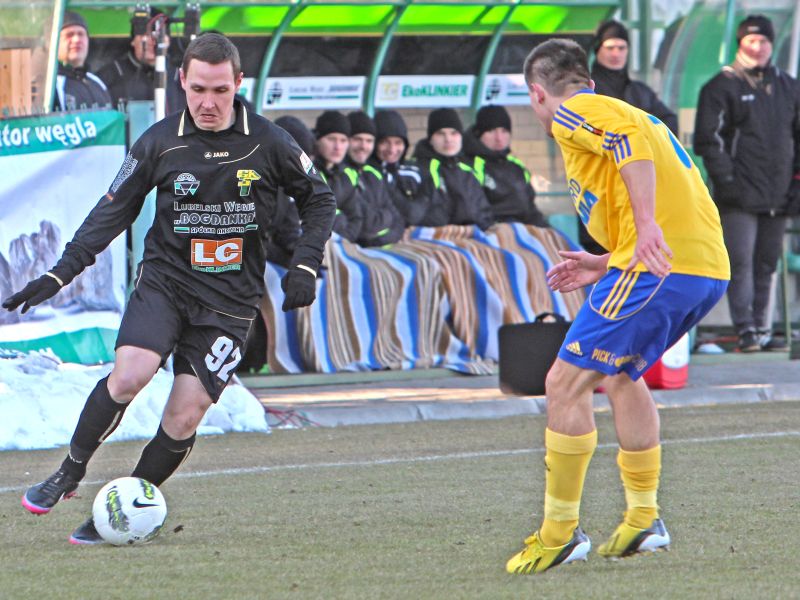 GKS Bogdanka powalczy w sobotę o pierwsze w tym sezonie zwycięstwo na wyjeździe. na zdjęciu w czarne