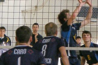 W półfinałowej rywalizacji Trójki z Caro 3-2 dla ekipy z Rzeczycy (WOJCIECH WIĘCKOWSKI)