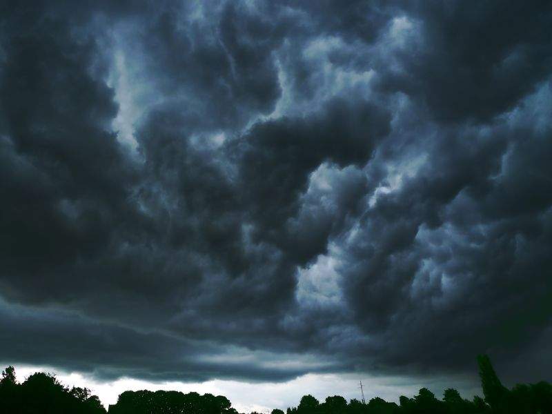 Meteorolodzy ostrzegają przed burzami (sxc)