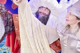 "Latający Kufer” (PRZEMYSŁAW BATOR (MATERIAŁY TEATRU))