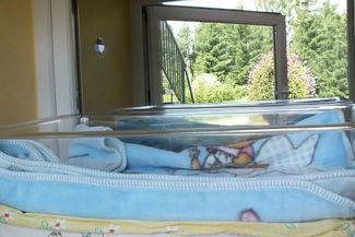 Okna życia nie są alternatywą dla dotychczasowych możliwości zostawienia dziecka w szpitalu po porod