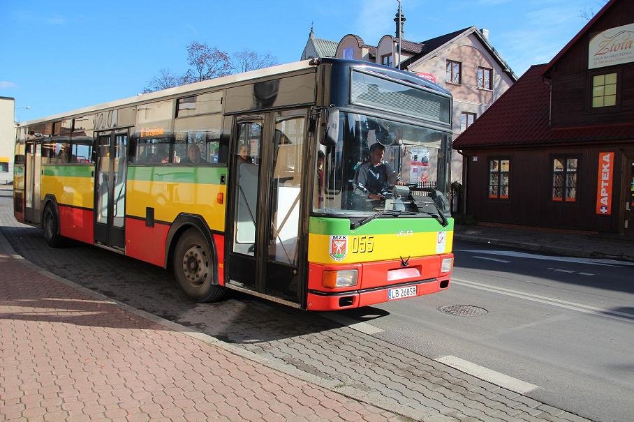 Pasażerowie w Białej Podlaskiej coraz chętniej korzystają z miejskich autobusów, nazywanych potoczni