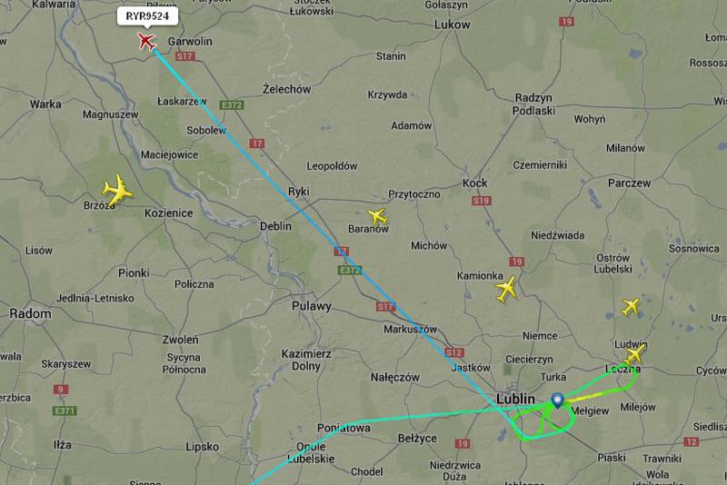 Samolot Londyn - Lublin poleciał do Warszawy (Flightradar24)