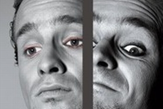 Okładkę płyty wykonał Roslaw Szaybo, który tworzył m.in. dla Eltona Johna, Roya Orbisona, Judas Prie