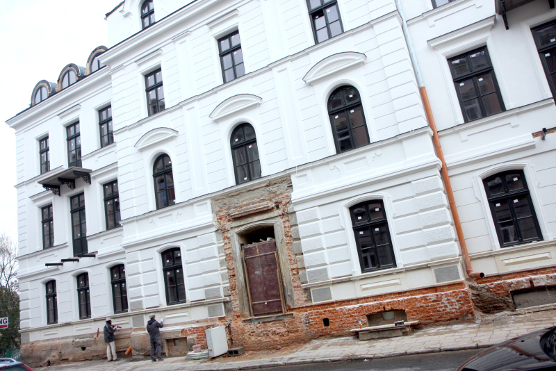 W eleganckim budynku powstaną luksusowe apartamenty (Jacek Świerczyński)