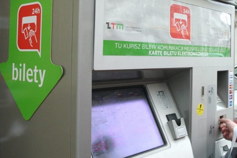 Pierwszy automat z biletami ZTM w Lublinie stanął w Świdniku (Maciej Kaczanowski / Archiwum)