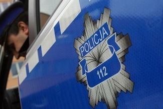 Oferowały koc, ukradły pieniądze