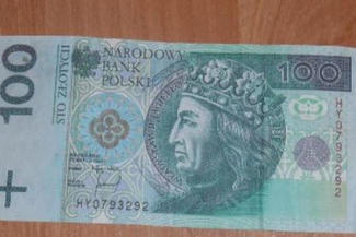 Nastolatek w ciągu dwóch dni wypuścił do obiegu dziesięć stuzłotówek (KWP w Lublinie)