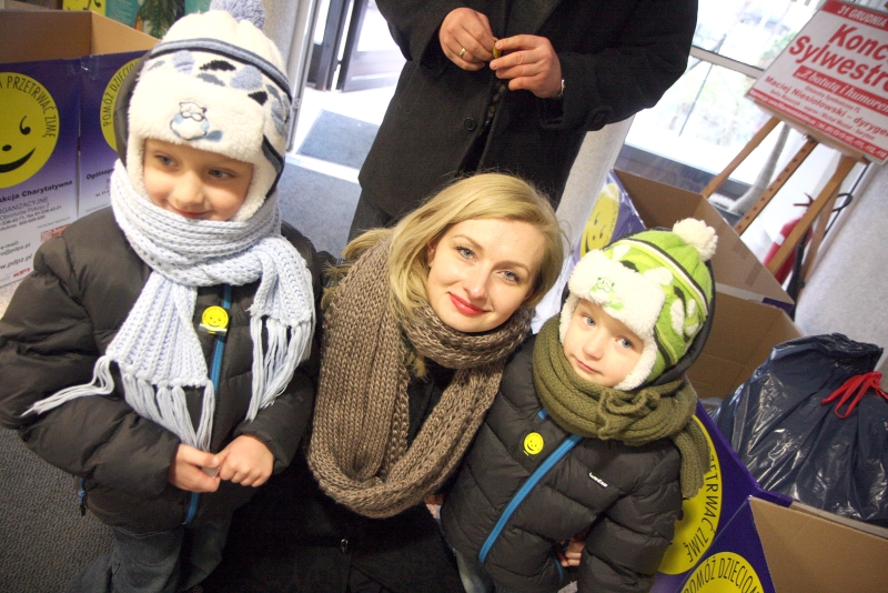 Pani Justyna z dziećmi (JACEK ŚWIERCZYŃSKI)