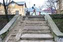 Po nowych schodach do starego parku w Chełmie