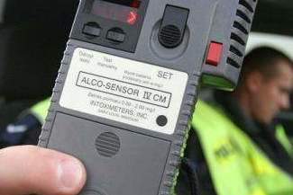 Miał 3 promile i uciekał przed policją. Wpadł do rowu