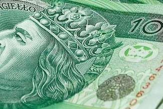 Doradca bankowy z Zamościa oszukał swoich klientów na ponad 100 tys. zł