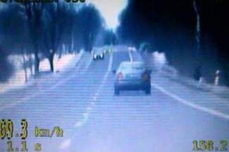 Pijany pirat zatrzymany. Pędził 170 km/h (wideo)