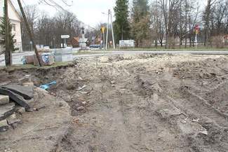 Zwierzyniec: Stacja-widmo już nie straszy. Ale gdzie tankować?