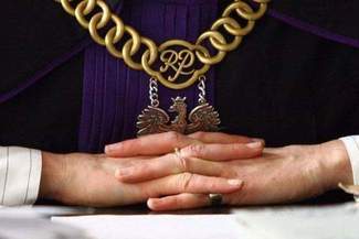 Wyrok dla rodziców za molestowanie swoich córek