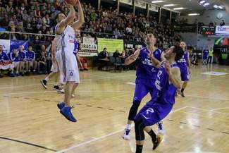 Spójnia Stargard Szczeciński - PTG Sokół Łańcut 59:63. Pisarczyk dał zwycięstwo