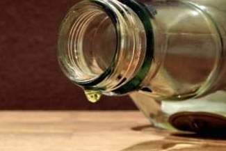 Przepił pieniądze. Powiedział, że go napadli