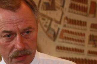 Wojewoda nie wygasił mandatu prezydenta Zamościa Marcina Zamoyskiego