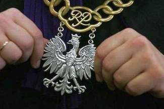 Oszust sfałszował podpisy i wyłudził 50 tys. zł, a osądzili nauczyciela z Krasnobrodu