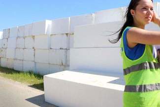 Styropianem i betonem ratują odcinek S17 w dolinie Ciemięgi (zdjęcia)