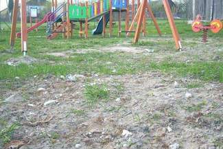 Plac zabaw czy plac budowy? Rodzice: Tu nie jest bezpiecznie