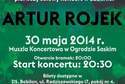 Artur Rojek w muszli koncertowej na koniec Kozienaliów