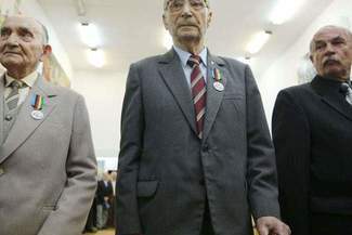 Od lewej: płk Józef Muzyka, płk Marian Chojnacki i st. chorąży Wojciech Wenerski
 (Maciej Kaczanowski)