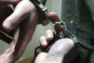 Tomaszów Lubelski: Pijany mężczyzna napadł na aptekę