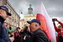 Narodowcy przeciwko rządowi. Policja: Manifestacja była nielegalna (wideo)