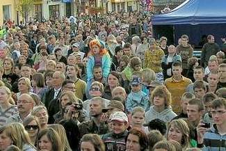 Muzyczna studnia w Chełmie. Program koncertów na pl. Łuczkowskiego