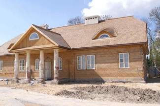 Kto dokończy remont dworku w Krasnymstawie?