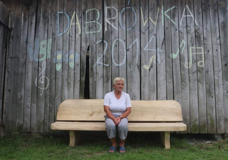 Pani Anna Bronisz udostępniła swoją stodołę na "świetlicę u Marcina”. Marcin to jej syn<br />
 (Dorota Awiorko-Klimek)