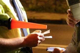 Pijani wieźli małe dzieci. Wracali z festynu