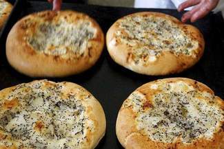 Nie każdy może piec cebularze. Jakie kary za brak certyfikatu?