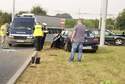 Wypadek na skrzyżowaniu ul. Krochmalnej i Diamentowej. Dachował seat (zdjęcia)