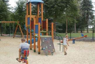 Kolonia Łuszczów. Mały plac, mnóstwo zabawy